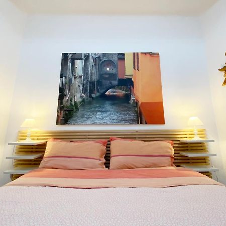Loft Garden In Bologna'S Heart Ospedale Rizzoli Apartment Bagian luar foto